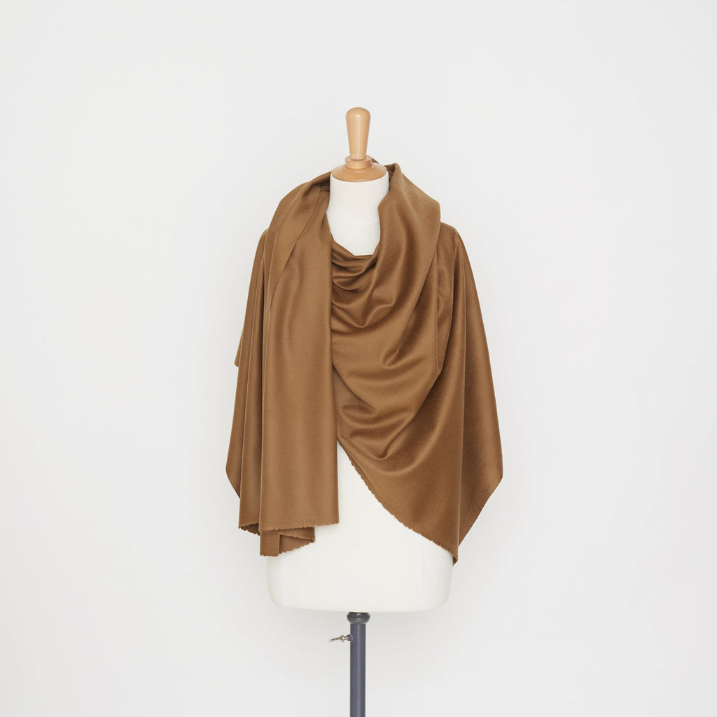 T21B00468 | Wool & Cashmere Drap