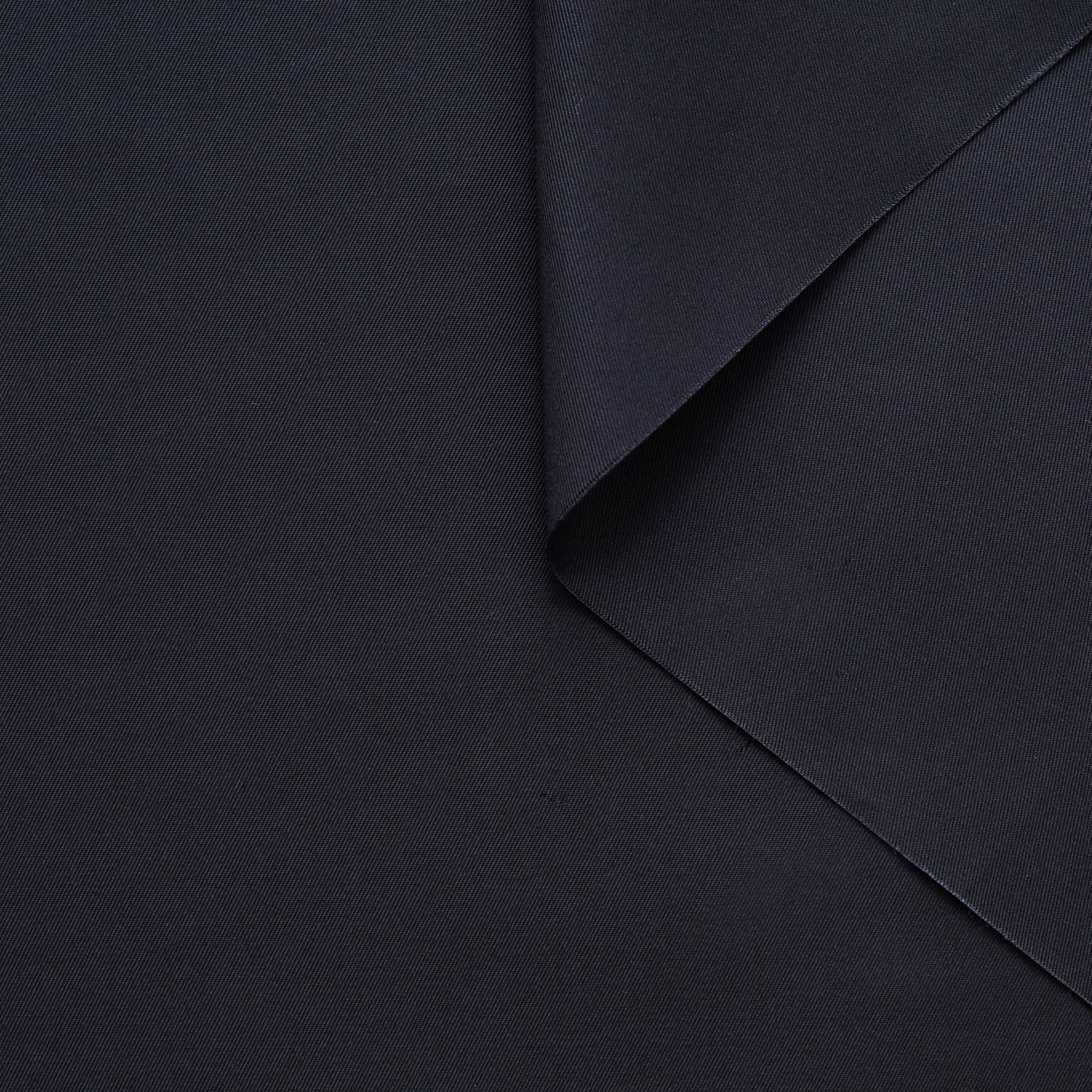 T21B00469 | Lustre Cotton Gabardine