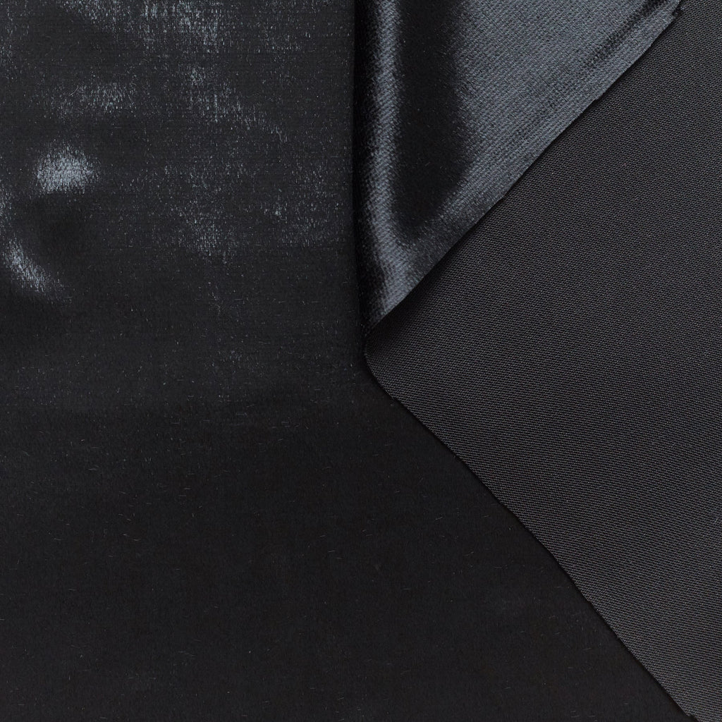 T21B00478 | Viscose and Silk Liquid Velvet