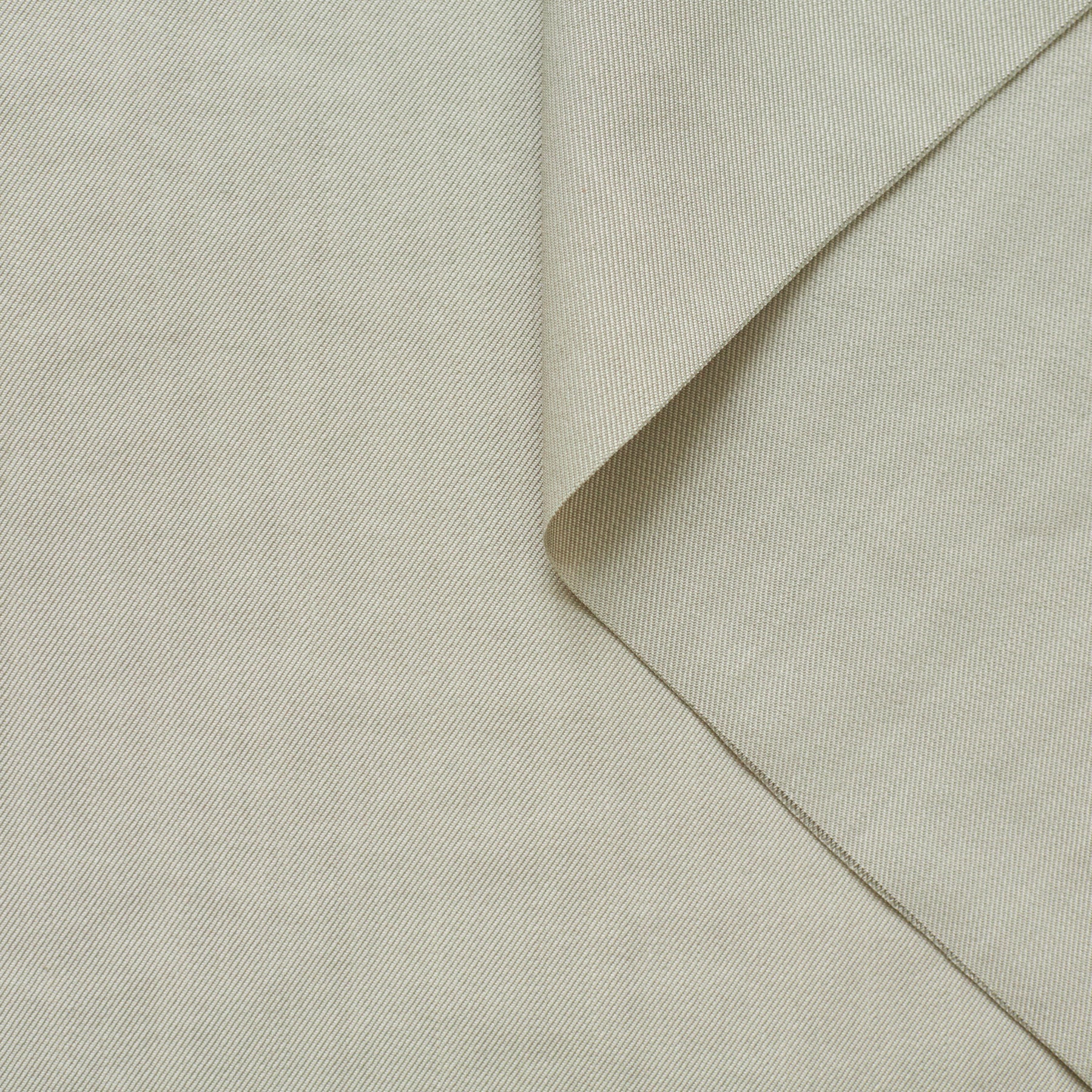 T21B00480 | WR Fluid Twill